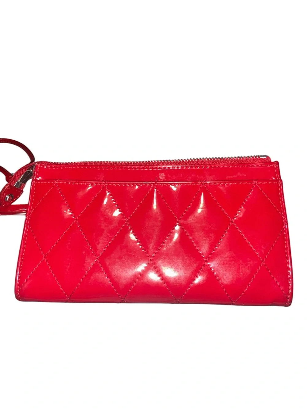 Coach Poppy Liquid Gloss quilted wristlet a vibrant red patent leather exterior - Picture 4 of 6